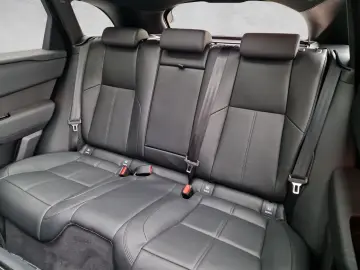 LAND ROVER Range Rover Velar R-Dynamic SE Pano AHK Matrix