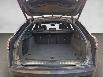 LAND ROVER Range Rover Velar R-Dynamic SE Pano AHK Matrix