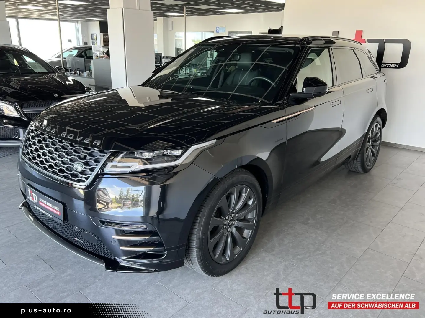 LAND ROVER Range Rover Velar R-Dynamic SE LUFT Pano AHK
