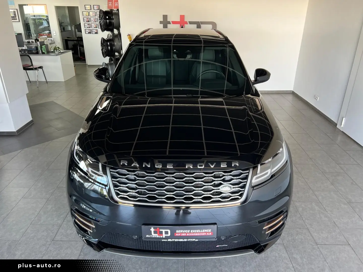 LAND ROVER Range Rover Velar R-Dynamic SE LUFT Pano AHK