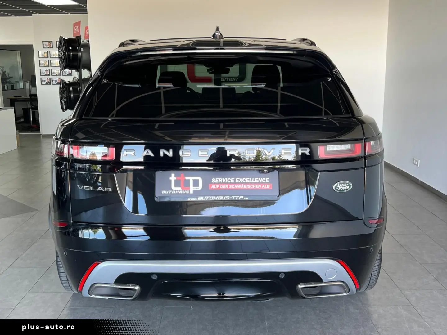 LAND ROVER Range Rover Velar R-Dynamic SE LUFT Pano AHK