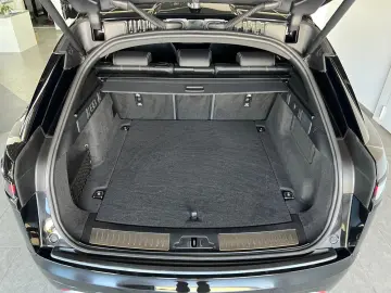LAND ROVER Range Rover Velar R-Dynamic SE LUFT Pano AHK