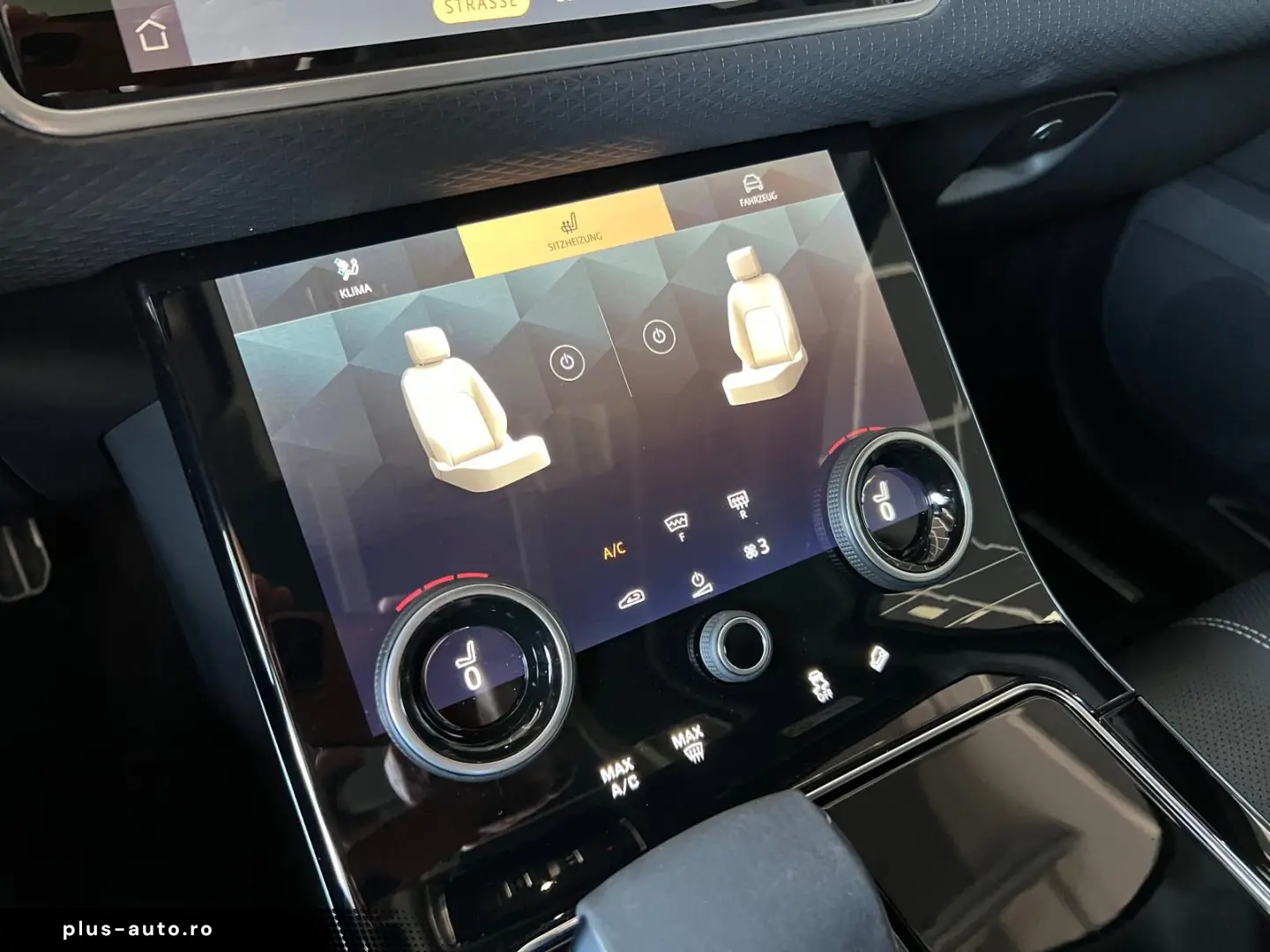 LAND ROVER Range Rover Velar R-Dynamic SE LUFT Pano AHK