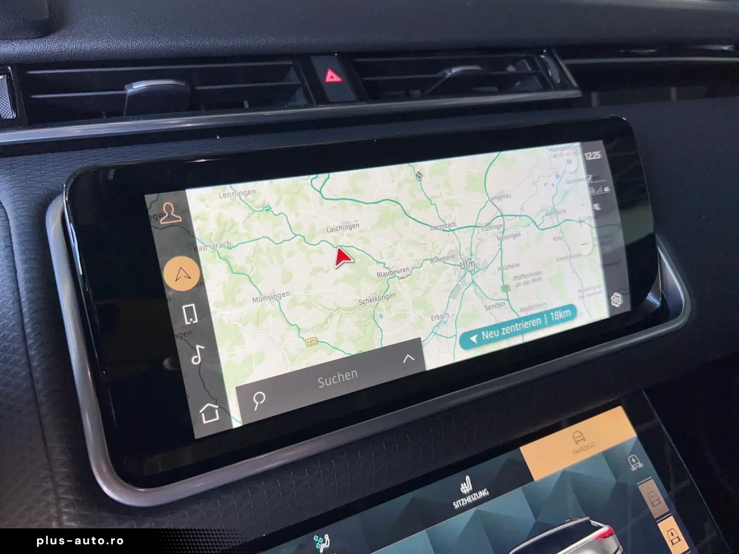 LAND ROVER Range Rover Velar R-Dynamic SE LUFT Pano AHK