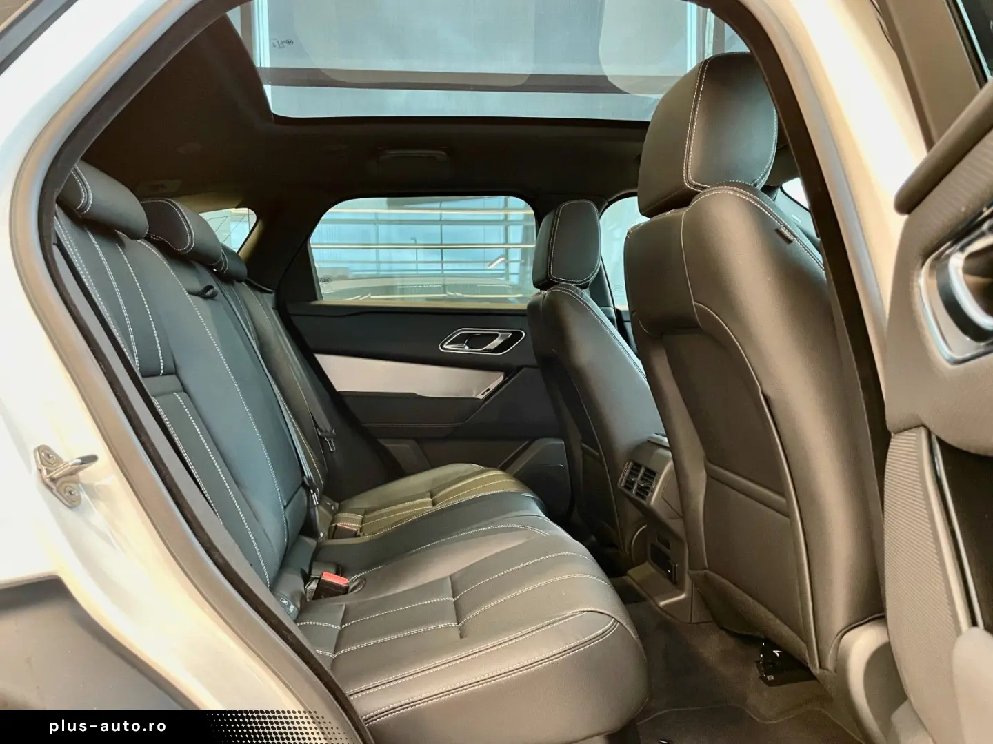 LAND ROVER Range Rover Velar R-Dynamic SE LED ACC Winter