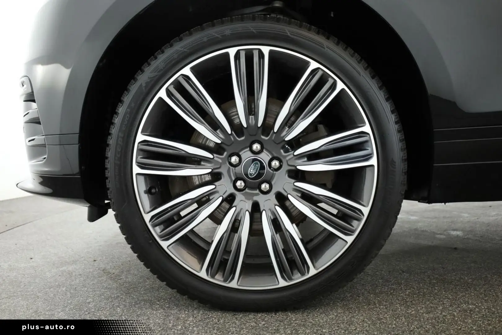 LAND ROVER Range Rover Velar P400 AWD R-Dynamic SE BLACK 22