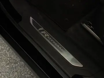 LAND ROVER Range Rover Velar P400 AWD R-Dynamic SE BLACK 22