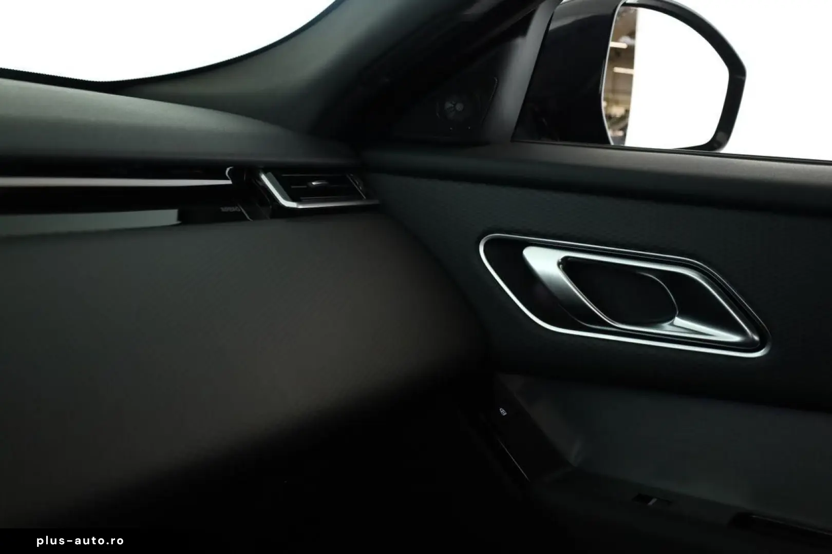 LAND ROVER Range Rover Velar P400 AWD R-Dynamic SE BLACK 22