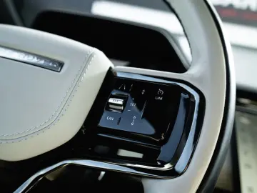 LAND ROVER Range Rover Sport Dynamic SE   Black Pack   Pano