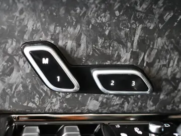 LAND ROVER Range Rover Sport D350 Autobiography AHK 23