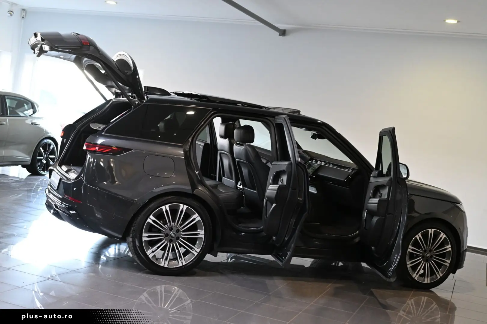 LAND ROVER Range Rover Sport D350 Autobiography AHK 23