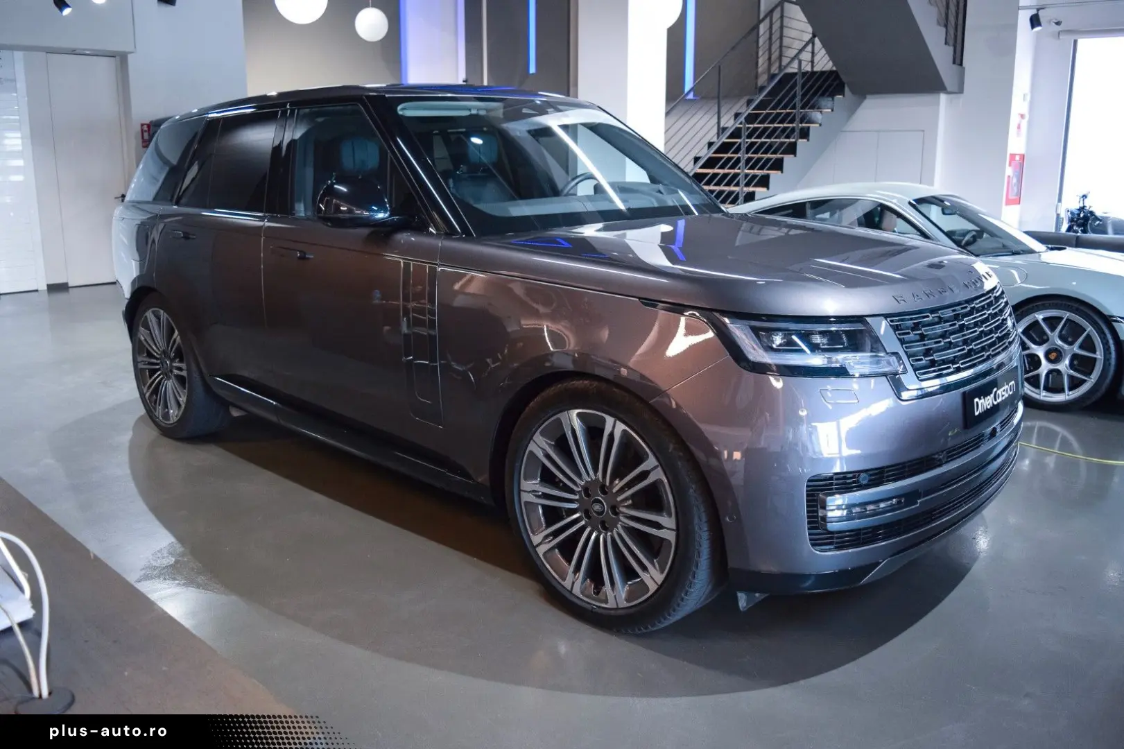 LAND ROVER RANGE ROVER 4.4 P530 HSE - SHADOW EXTERIOR PACK