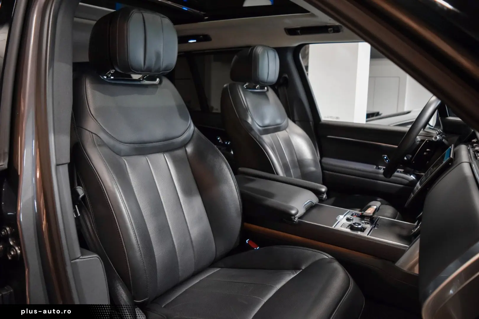 LAND ROVER RANGE ROVER 4.4 P530 HSE - SHADOW EXTERIOR PACK