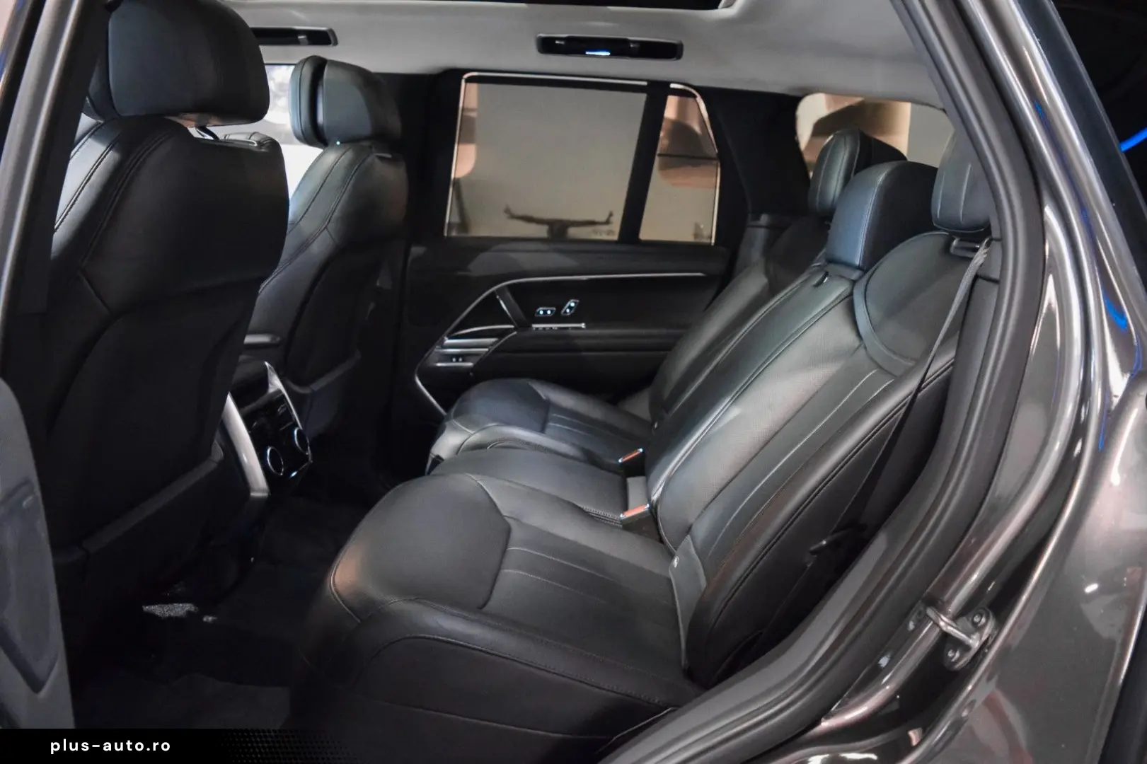 LAND ROVER RANGE ROVER 4.4 P530 HSE - SHADOW EXTERIOR PACK