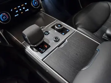 LAND ROVER RANGE ROVER 4.4 P530 HSE - SHADOW EXTERIOR PACK