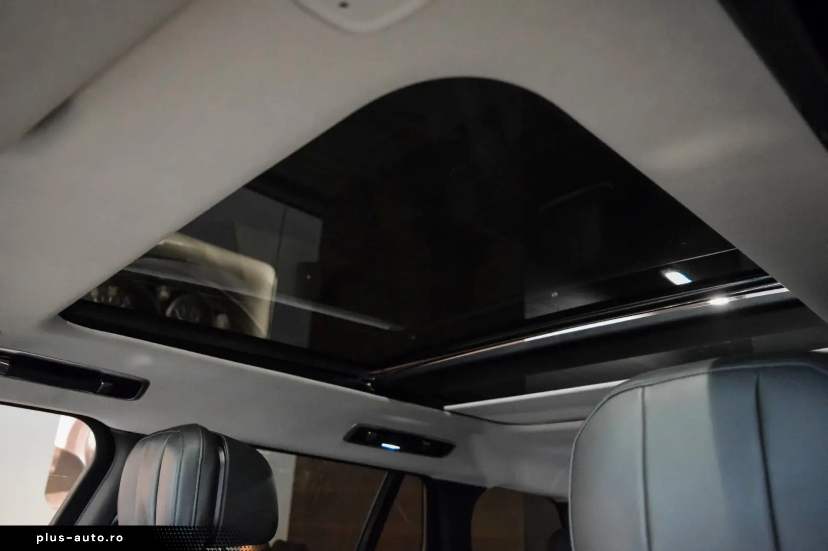 LAND ROVER RANGE ROVER 4.4 P530 HSE - SHADOW EXTERIOR PACK