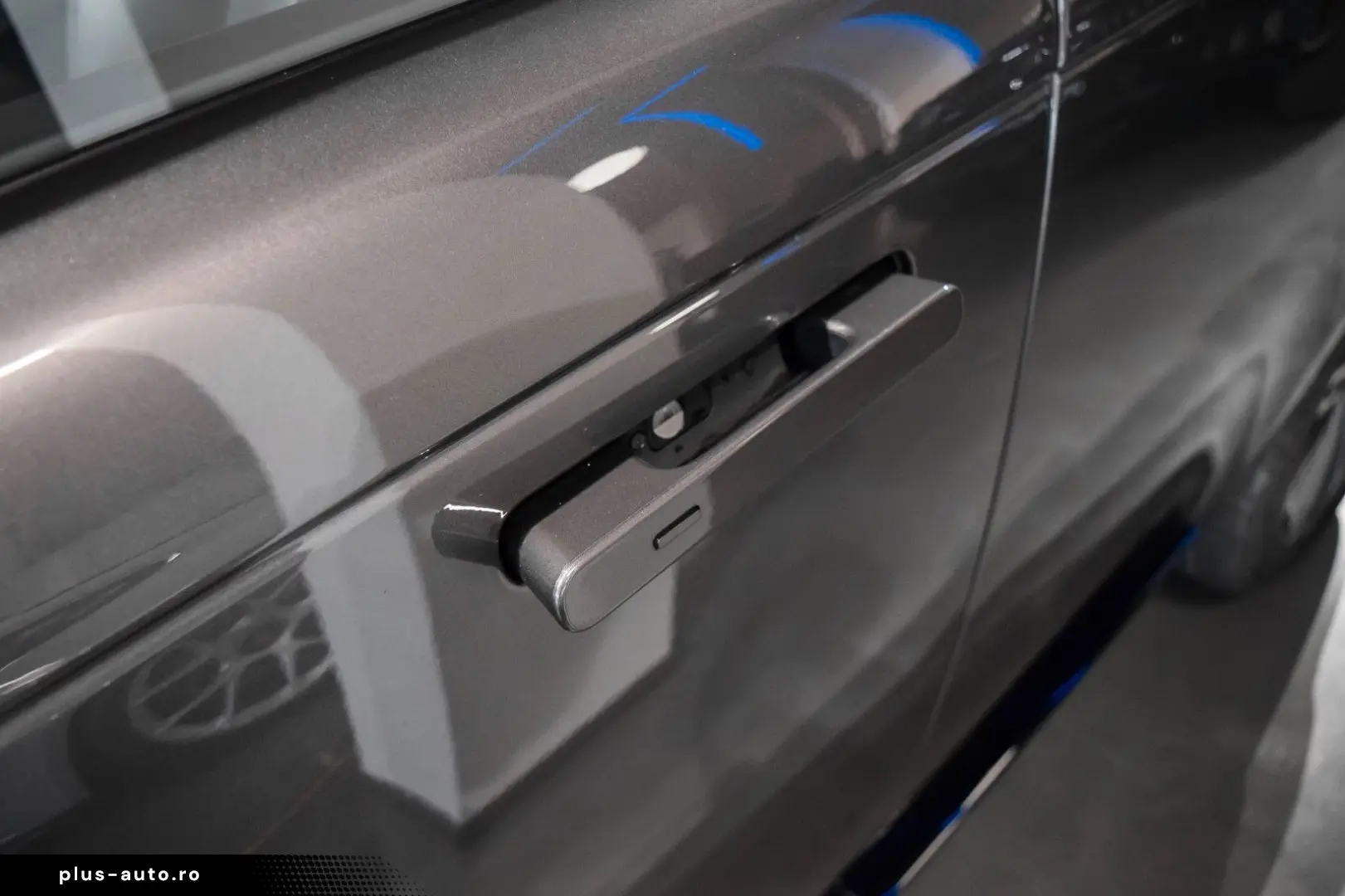 LAND ROVER RANGE ROVER 4.4 P530 HSE - SHADOW EXTERIOR PACK