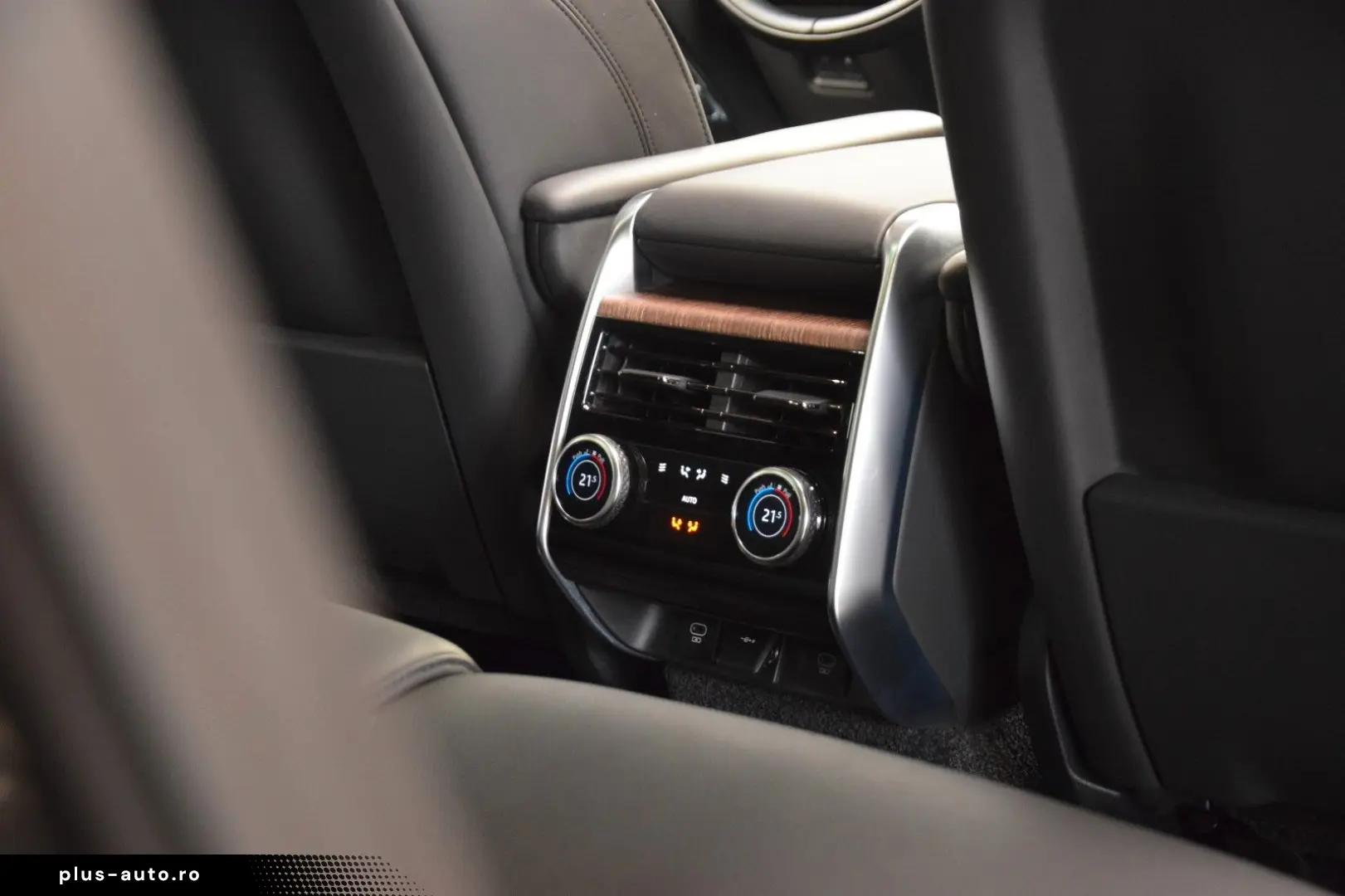 LAND ROVER Range Rover P440 SE Hybrid 22'zoll Pano