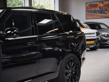 LAND ROVER Range Rover P440 SE Hybrid 22'zoll Pano