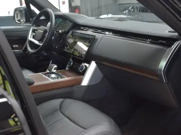 LAND ROVER Range Rover P440 SE Hybrid 22'zoll Pano