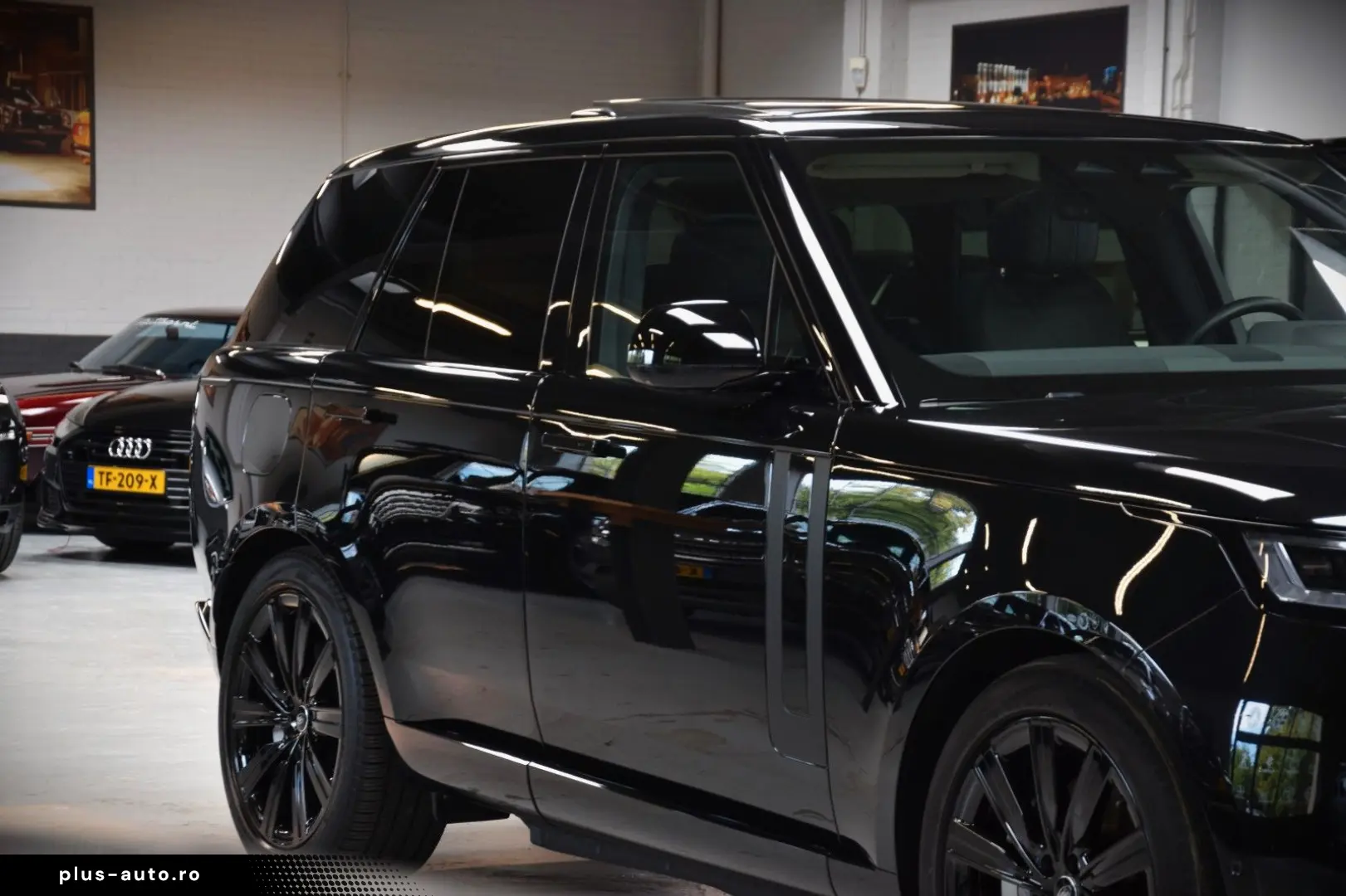 LAND ROVER Range Rover P440 SE Hybrid 22'zoll Pano