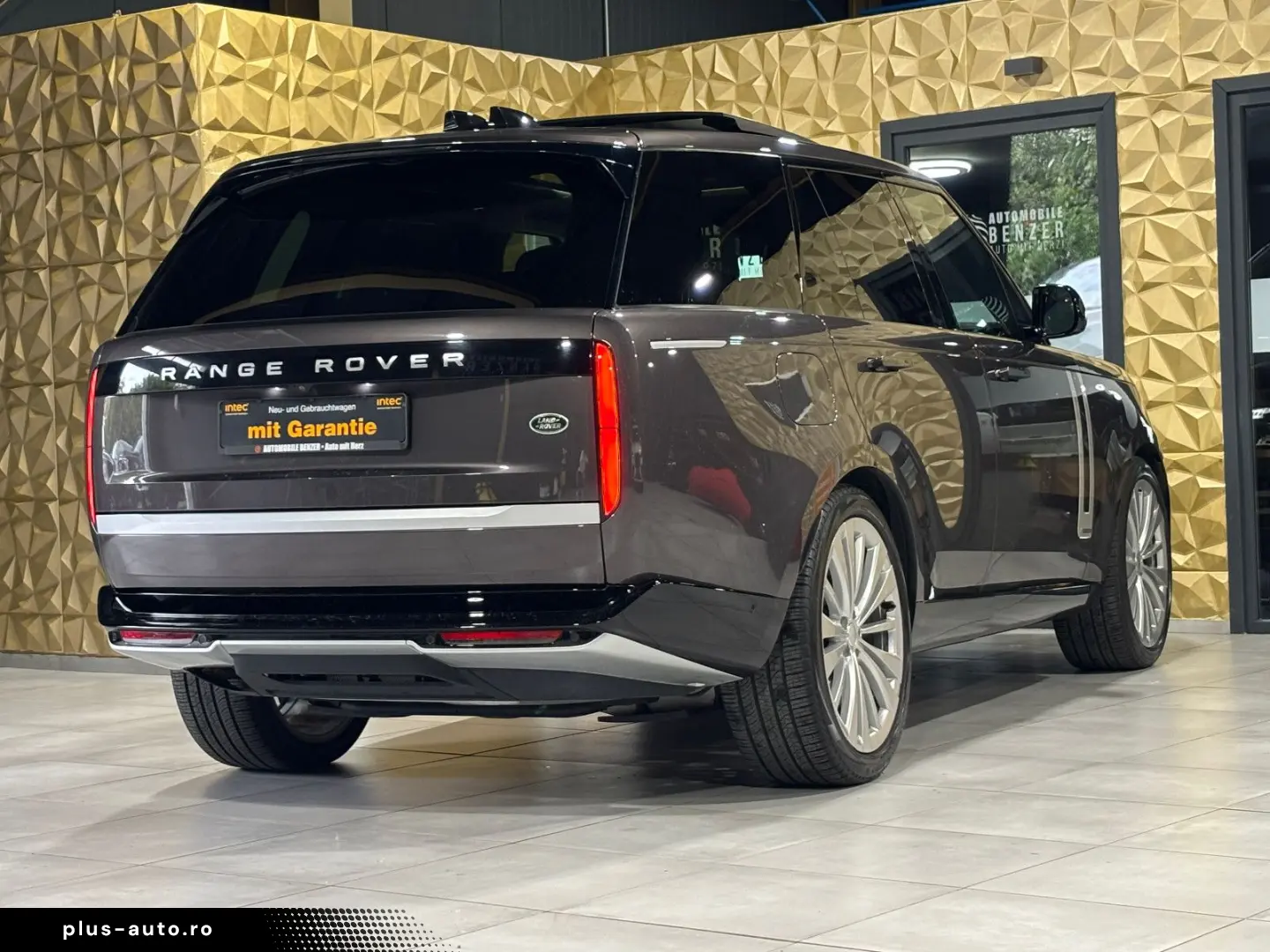 LAND ROVER D350 First Edition Autobiography Fond-TV VOLL