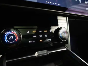 LAND ROVER Range Rover P440e SV  MERIDIAN PREMIUM  PANO  MA