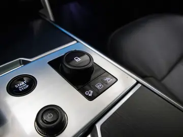 LAND ROVER Range Rover P440e SV  MERIDIAN PREMIUM  PANO  MA