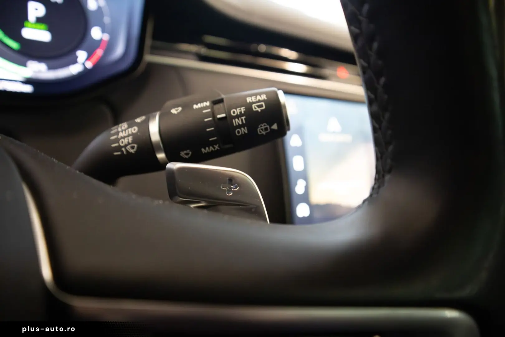 LAND ROVER Range Rover P440e SV  MERIDIAN PREMIUM  PANO  MA