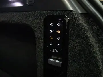 LAND ROVER Range Rover P440e SV  MERIDIAN PREMIUM  PANO  MA