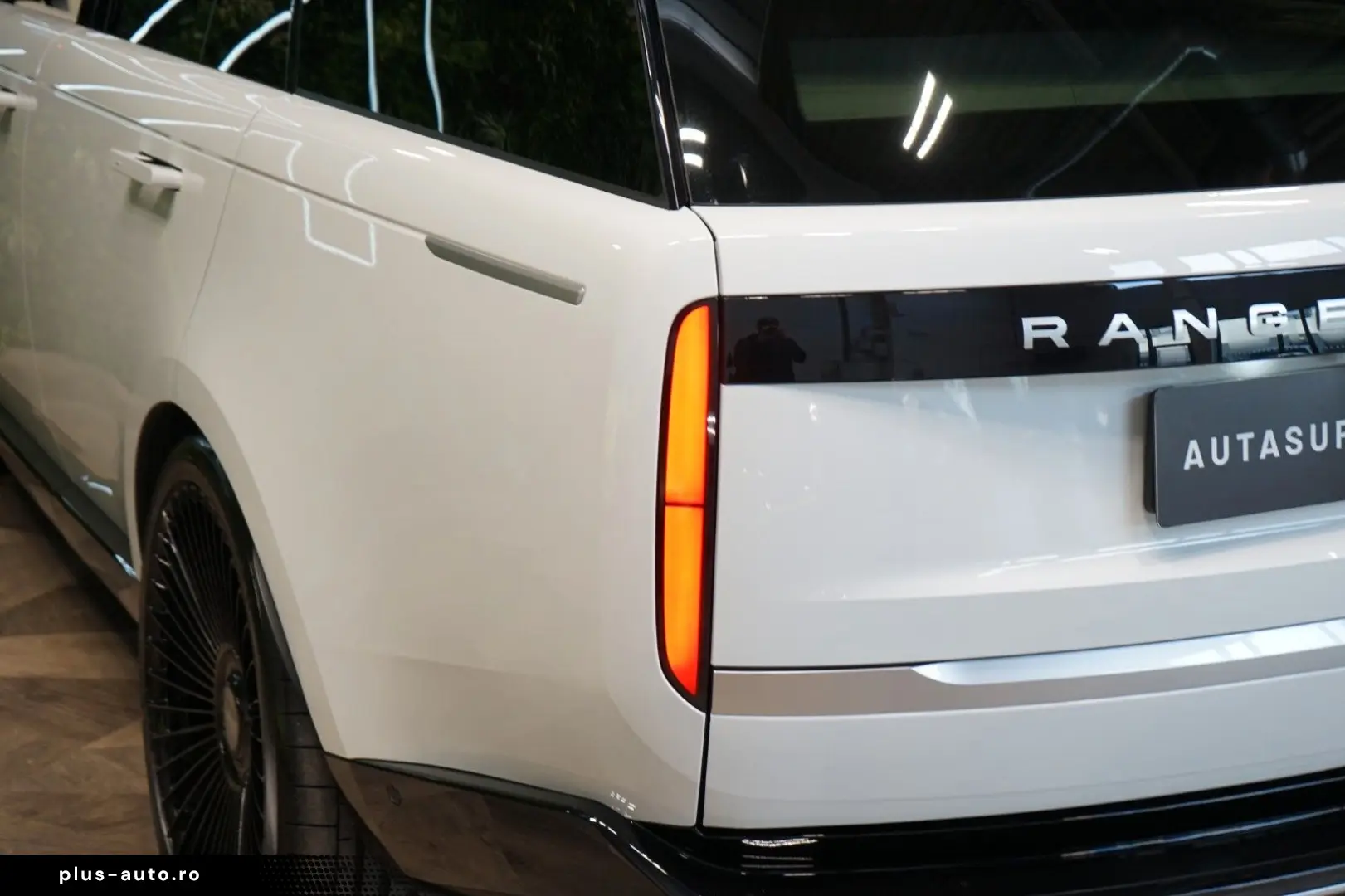 LAND ROVER RANGE ROVER D350 AUTOBIOGRAPHY TOW 134.545€NETTO