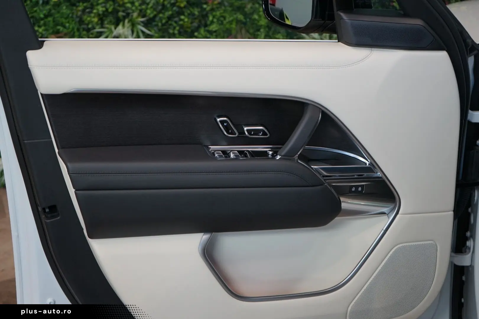 LAND ROVER RANGE ROVER D350 AUTOBIOGRAPHY TOW 134.545€NETTO