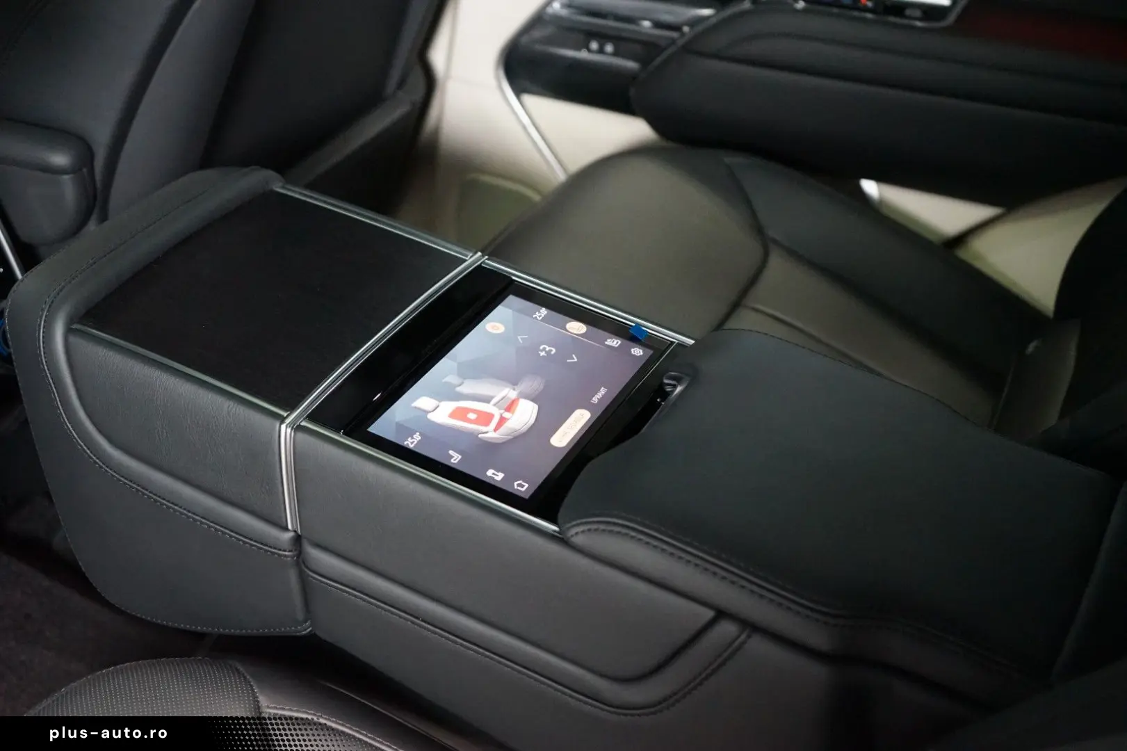 LAND ROVER RANGE ROVER D350 AUTOBIOGRAPHY TOW 134.545€NETTO