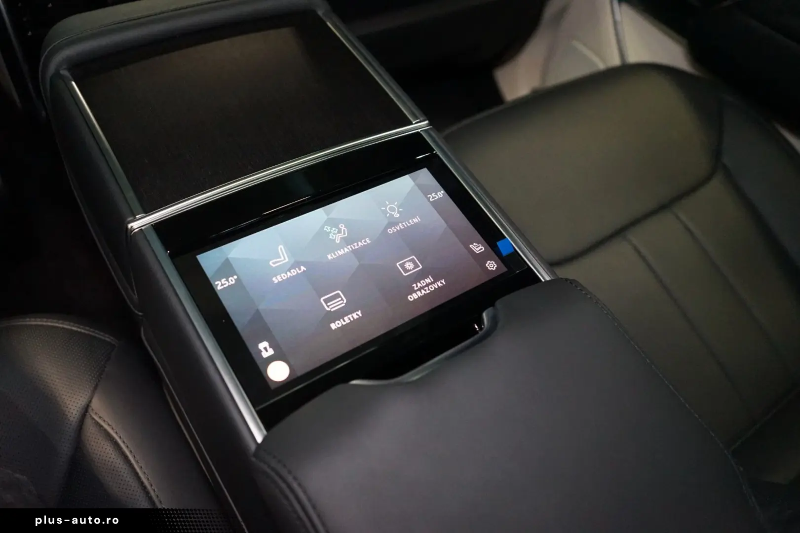 LAND ROVER RANGE ROVER D350 AUTOBIOGRAPHY TOW 134.545€NETTO