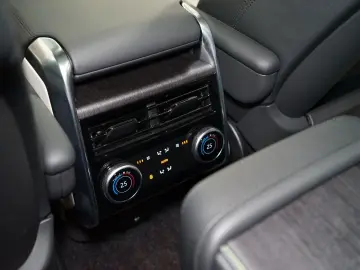 LAND ROVER RANGE ROVER D350 AUTOBIOGRAPHY TOW 134.545€NETTO