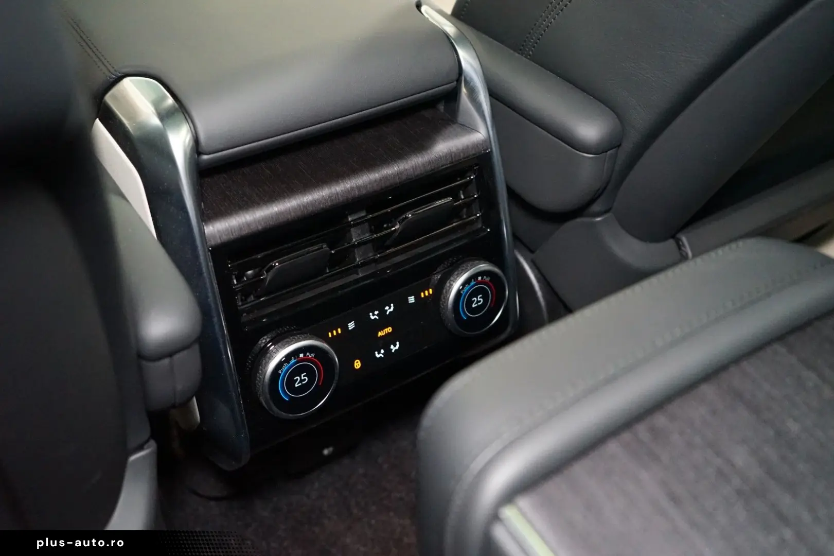 LAND ROVER RANGE ROVER D350 AUTOBIOGRAPHY TOW 134.545€NETTO