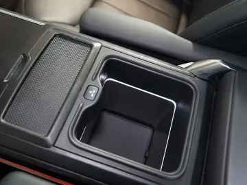 LAND ROVER RANGE ROVER D350 AUTOBIOGRAPHY TOW 134.545€NETTO