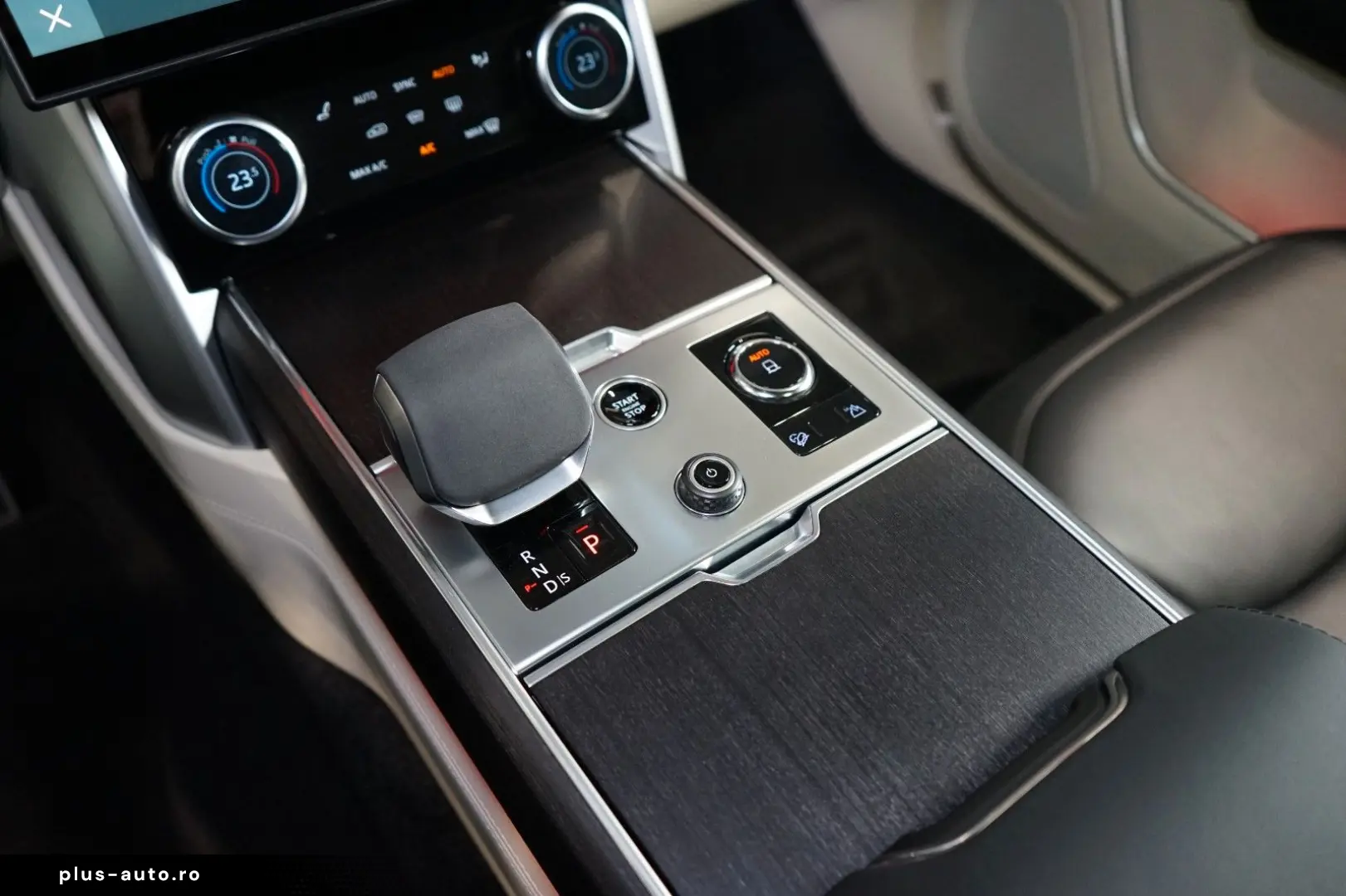 LAND ROVER RANGE ROVER D350 AUTOBIOGRAPHY TOW 134.545€NETTO