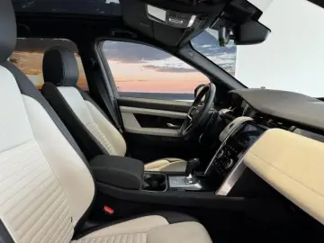 LAND ROVER Discovery Sport P300e R-Dyn SE AHK Matrix-LED