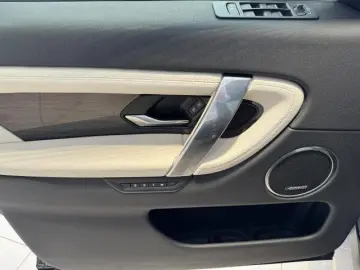 LAND ROVER Discovery Sport P300e R-Dyn SE AHK Matrix-LED