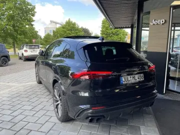 MASERATI Grecale Trofeo MY23 - Vollaussttaung & Carbon