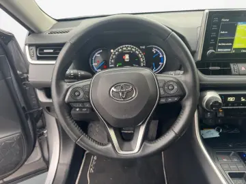 TOYOTA RAV 4 2.5 4x2 Hybrid Team D