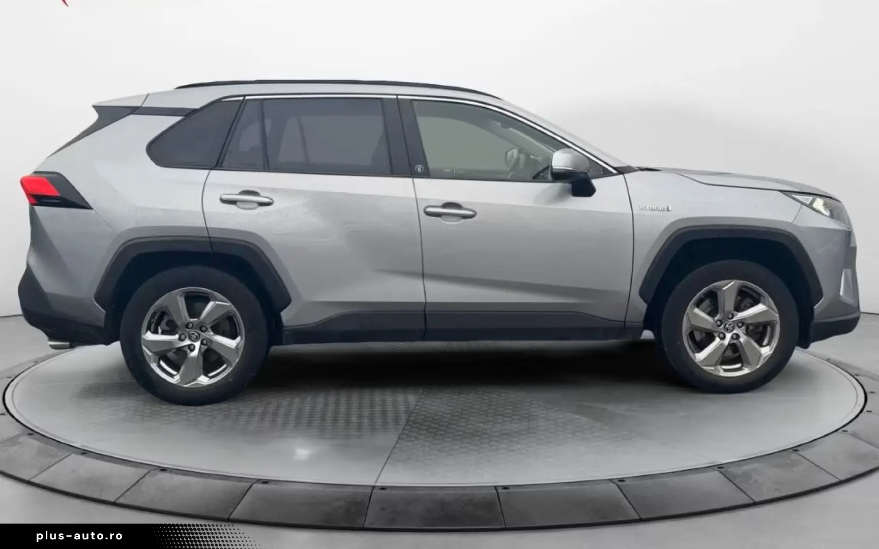 TOYOTA RAV 4 2.5 4x2 Hybrid Team D