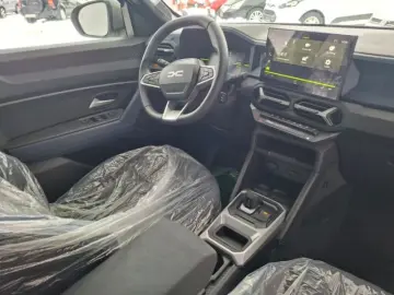 DACIA DUSTER 1.6 HEV 140 Journey