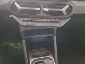 DACIA DUSTER 1.6 HEV 140 Journey