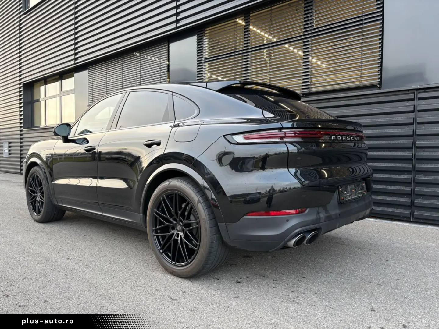 PORSCHE Cayenne Coupe E-Hybrid-BOSE-LUFT-PANO-PAS-21&hellip;