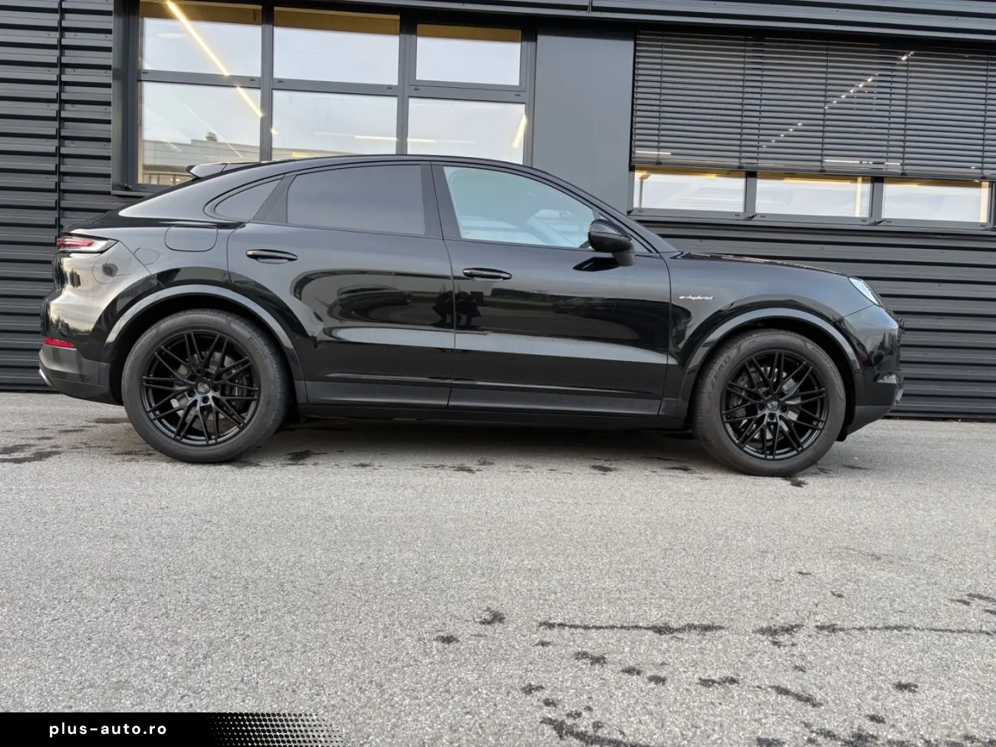 PORSCHE Cayenne Coupe E-Hybrid-BOSE-LUFT-PANO-PAS-21&hellip;