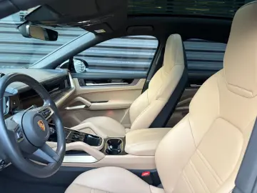 PORSCHE Cayenne Coupe E-Hybrid-BOSE-LUFT-PANO-PAS-21&hellip;