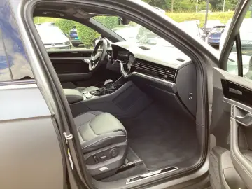 Volkswagen Touareg 3.0TDI R-Line 286CP R-LINE 2024