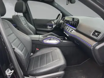 MERCEDES-BENZ GLE 300 d 4M AMG